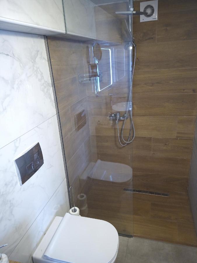 Plateia Apartments อาโยส นิโกลาออส ภายนอก รูปภาพ